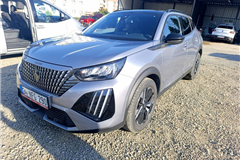 44 - 2025 Peugeot 2008 1.2 PureTech Allure 