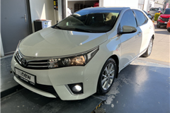 68 - 2015 Toyota Corolla 1.4 D-4D Premium 