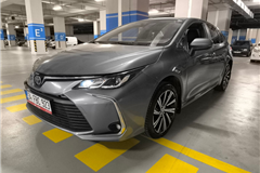 19 - 2022 Toyota Corolla 1.8 Hybrid Flame X-Pack 