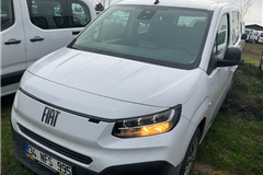 39 - 2025 Fiat Doblo Combi 1.5 Bluehdi Easy 