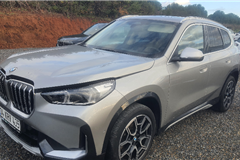 6 - 2024 BMW X1 20i SDrive X LINE MILD