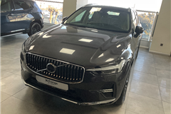 4 - 2023 Volvo XC60 2.0 B4 Mild