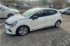 27 - 2021 Renault Clio 1.0 TCe Touch 