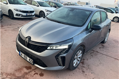 49 - 2023 Renault Clio 1.0 TCe equilibre