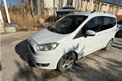 62 - 2015 Ford Tourneo Courier 1.5 TDCi Delux 