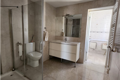 GM1402 BAKIRKÖY ZEYTİNLİKTE DENİZ & BOĞAZ MANZARALI 3+1 SATILIK DAİRE