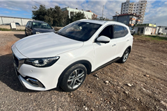 4 - 2024 MG HS 1.5 T-GDI Luxury 