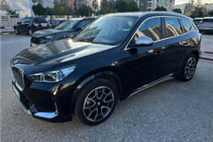 5 - 2023 BMW IX1 eDrive 20 X LINE S 