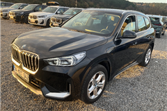 8 - 2025 BMW X1 25E xDrive Line 