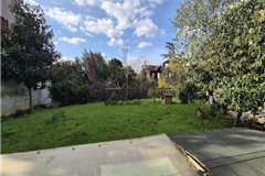 GM 3030 ÜSKÜDAR İHSANİYE MAHALLESİ’NDE DENİZ MANZARALI BAHÇELİ AHŞAP EV VE KAGİR KULÜBE