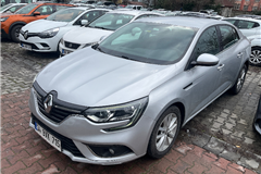 104 - 2018 Renault Megane 1.5 dCi Touch 