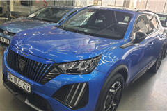 3 - 2023 Peugeot 2008 1.5 BlueHDI Allure 