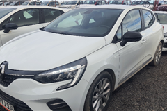 9 - 2022 Renault Clio 1.0 TCe Touch 