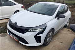 7 - 2023 Renault Clio 1.0 TCe EVOLUTION  