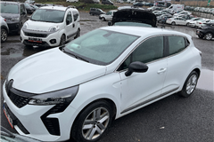 8 - 2023 Renault Clio 1.0 TCe EVOLUTION  