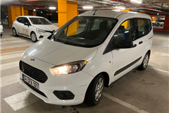 45 - 2019 Ford Tourneo Courier 1.5 TDCi Trend 