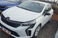 11 - 2023 Renault Clio 1.0 TCe EVOLUTION  