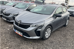 12 - 2023 Renault Clio 1.0 TCe Equilibre 