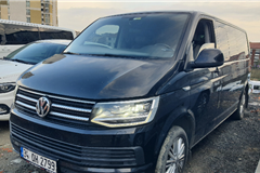 38 - 2017 Volkswagen Caravelle 2.0 TDI BMT Highline 