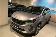 64 - 2024 Peugeot 3008 1.5 BlueHDi Active Prime 