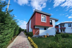 1818 KIRKLARELİ MERKEZ KAVAKLI’DA SİTE İÇİNDE SATILIK DUBLEKS VİLLA