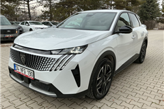 24 - 2025 Peugeot 3008 1.2 Hybrid Allure 