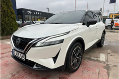 4 - 2024 Nissan Qashqai 1.3 DIG-T Sky Pack 