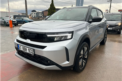 5 - 2025 Opel Frontera GS