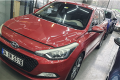 4 - 2015 Hyundai i20 1.4 MPI Style 