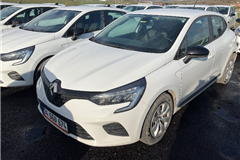8 - 2023 Renault Clio 1.0 TCe Joy 