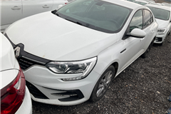 5 - 2022 Renault Megane 1.3 TCe Joy Comfort 