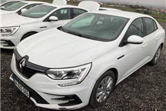 26 - 2021 Renault Megane 1.5 Blue DCI Joy 