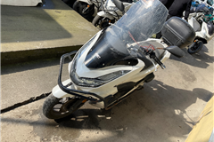 57 - 2021 Honda PCX125
