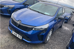 86 - 2023 Renault Clio 1.0 TCe Equilibre 