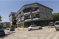 101686225 İZMİR MENDERES CADDE CEPHELİ SATILIK GENİŞ DÜKKAN
