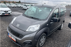 17 - 2023 Fiat Fiorino Combi 1.3 Multijet Pop 