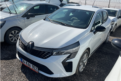 26 - 2023 Renault Clio 1.0 TCe EVOLUTION  