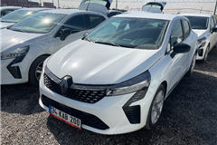 19 - 2023 Renault Clio 1.0 TCe EVOLUTION  