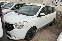 42 - 2018 Dacia Lodgy 1.5 dCi Laureate 