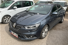 12 - 2018 Renault Megane 1.5 dCi Icon 
