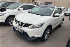 83 - 2016 Nissan Qashqai 1.2 DIG-T Tekna Sky Pack 