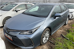 12 - 2025 Toyota Corolla 1.5 Dream 