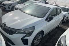 101 - 2023 Renault Clio 1.0 TCe EVOLUTION  