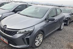 10 - 2023 Renault Clio 1.0 TCe EVOLUTION  