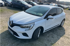 9 - 2022 Renault Clio 1.0 TCe Joy 