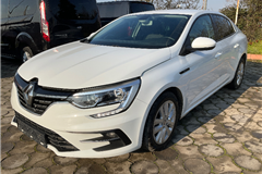 19 - 2022 Renault Megane 1.3 TCe Joy 