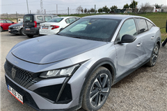 5 - 2023 Peugeot 408 1.2 Puretech Allure 