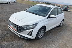 2 - 2024 Hyundai i20 1.4 MPI Jump 