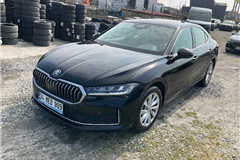 7 - 2024 Skoda Superb 1.5 TSI Premium 