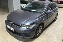 22 - 2022 Volkswagen Polo 1.0 TSI Life 